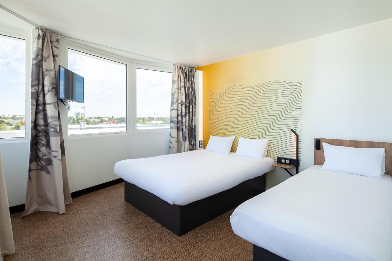 B&B Hotel Massy Gare Tgv Екстер'єр фото